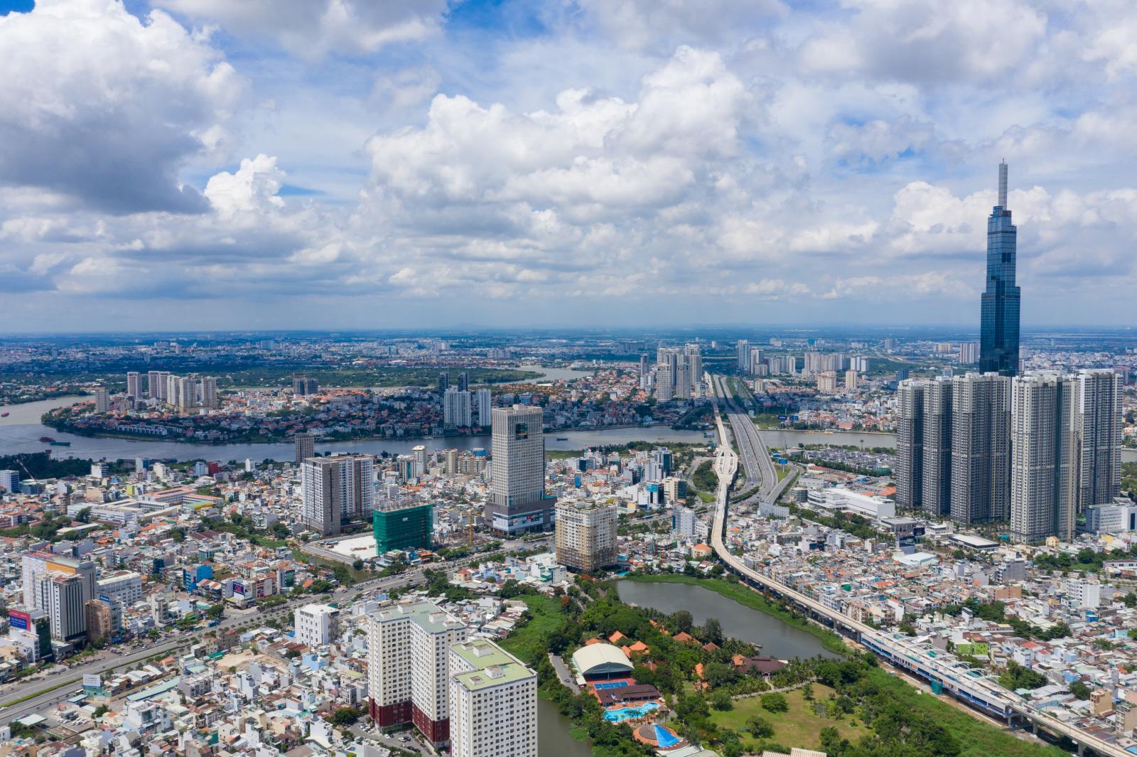 Khoảng trống qua lớn giữa cung va cầu tại thị trường Hồ Chí Minh
